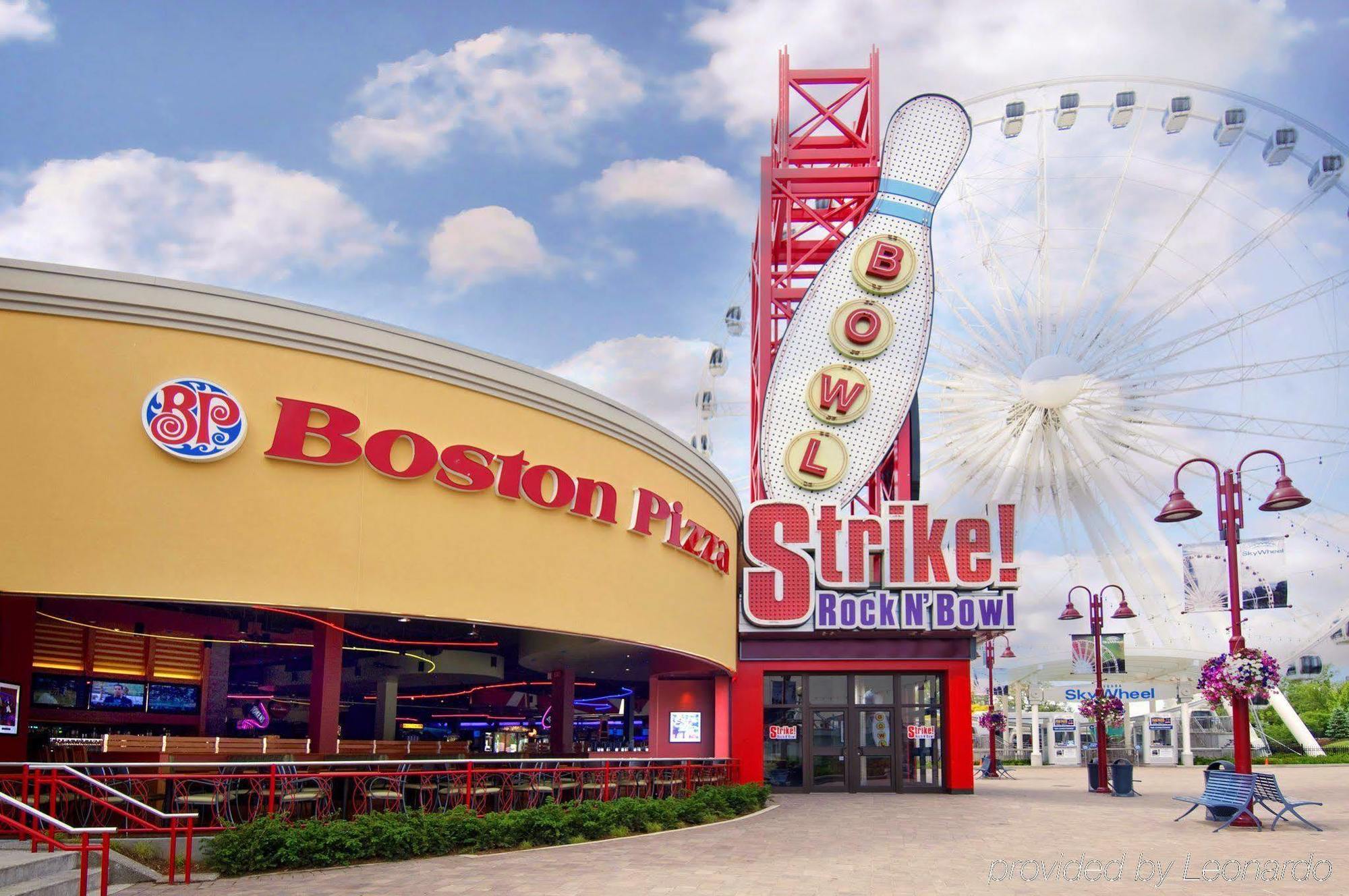 Comfort Clifton Hill Niagara Falls